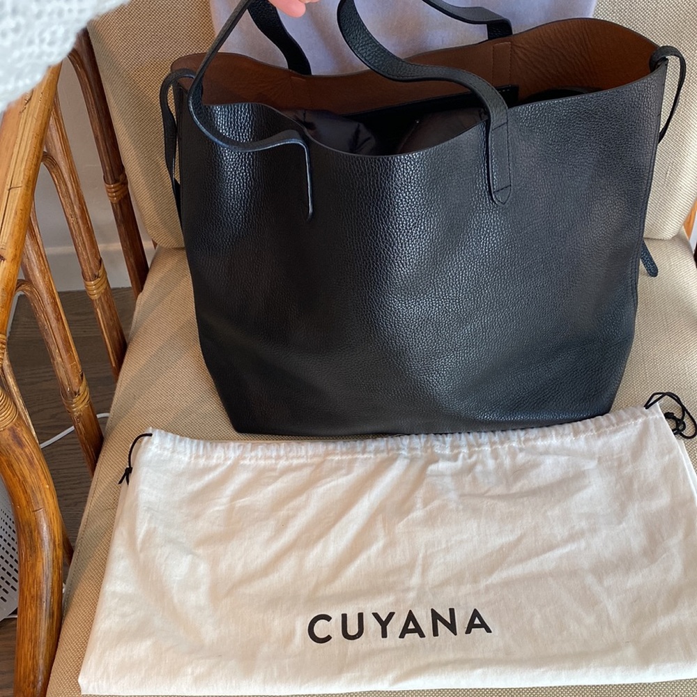 Cuyana Classic Structured Tote